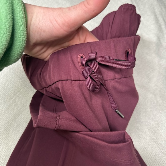 Lulu Lemon “Over the moon” Pants! SOLD OUT EVERYWHERE in Canada!! - Picture 3 of 4